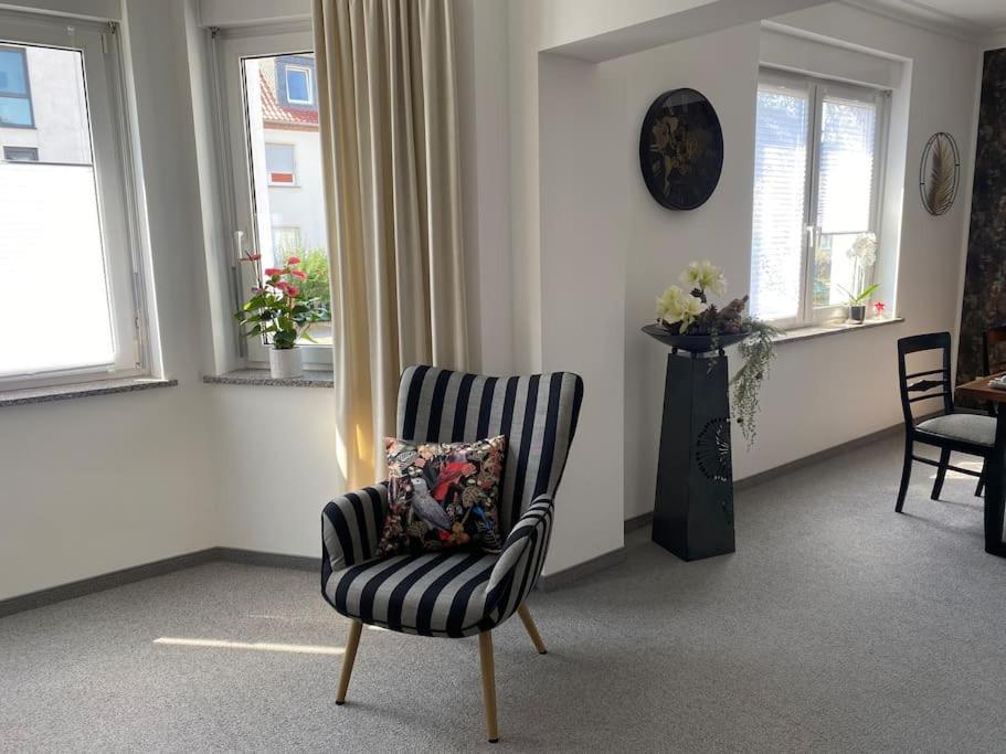 Wohnung In Stadtvilla, Dessau-Ziebigk Bagian luar foto