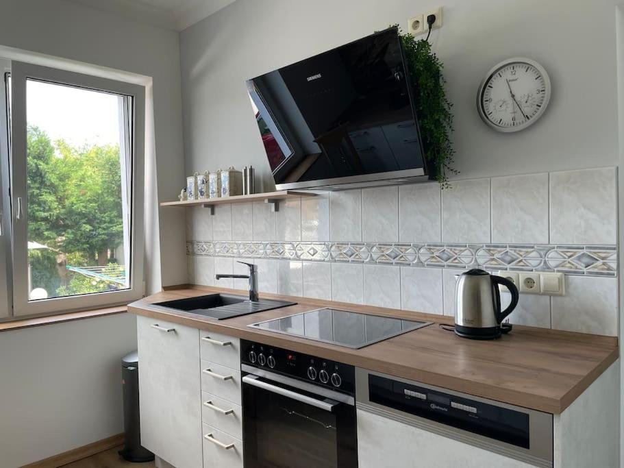 Wohnung In Stadtvilla, Dessau-Ziebigk Bagian luar foto
