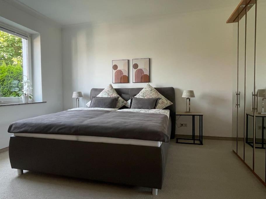 Wohnung In Stadtvilla, Dessau-Ziebigk Bagian luar foto